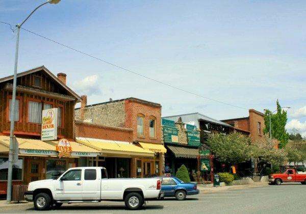 prairie town prairie city oregon is almost totally surrounded by national forests prairie town prairie city oregon is almost totally surrounded by national forests
